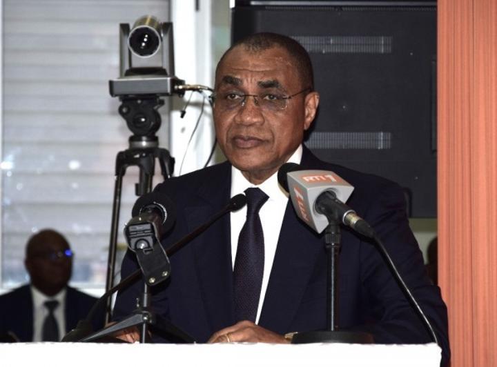 Mobilisation de ressources, le gouvernement annonce un taux de pression fiscale de 15,4% soit un total de 8.761,3 milliards de recettes à mobiliser en 2025 Mobilisation de ressources, le gouvernement annonce un taux de pression fiscale de 15,4% soit un total de 8.761,3 milliards de recettes à mobiliser en 2025