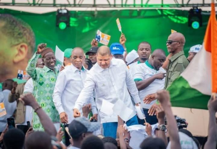 Convention du PDCI, à la demande de ses militants, Billon revoit sa copie et veut affronter Thiam à des conditions Convention du PDCI, à la demande de ses militants, Billon revoit sa copie et veut affronter Thiam à des conditions