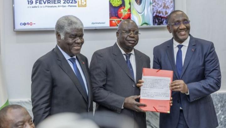 Fini les pompes à essence, compteurs ou balances plus aux normes, Mambé relance enfin les activités de Côte d'Ivoire Métrologie Fini les pompes à essence, compteurs ou balances plus aux normes, Mambé relance enfin les activités de Côte d'Ivoire Métrologie