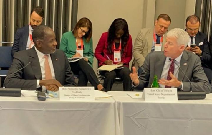 Sangafowa à Houston, des majors des hydrocarbures annoncent leur intention d'investir massivement dans l'offshore ivoirien Sangafowa à Houston, des majors des hydrocarbures annoncent leur intention d'investir massivement dans l'offshore ivoirien