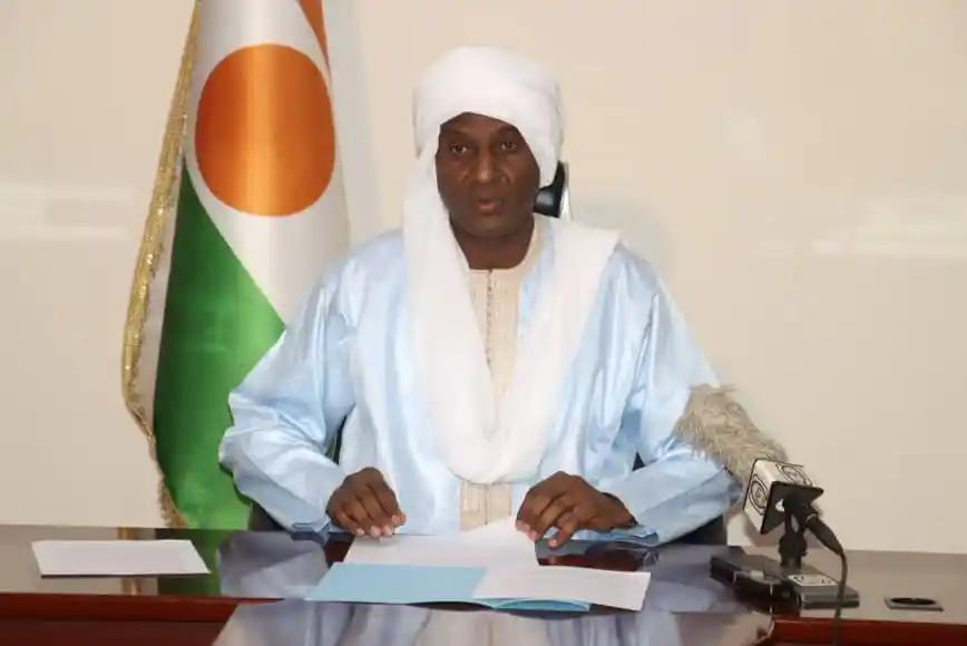 Aid El Fitr 2025 : Le Premier Ministre Zeine appelle au renforcement de la cohésion entre les filles et fils du Niger afin de consolider l’unité nationale Aid El Fitr 2025 : Le Premier Ministre Zeine appelle au renforcement de la cohésion entre les filles et fils du Niger afin de consolider l’unité nationale