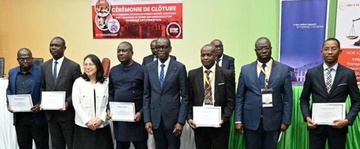 Yamoussoukro, l'Académie de la Bonne Gouvernance clôture sa première session sur une promesse d'impact durable Yamoussoukro, l'Académie de la Bonne Gouvernance clôture sa première session sur une promesse d'impact durable