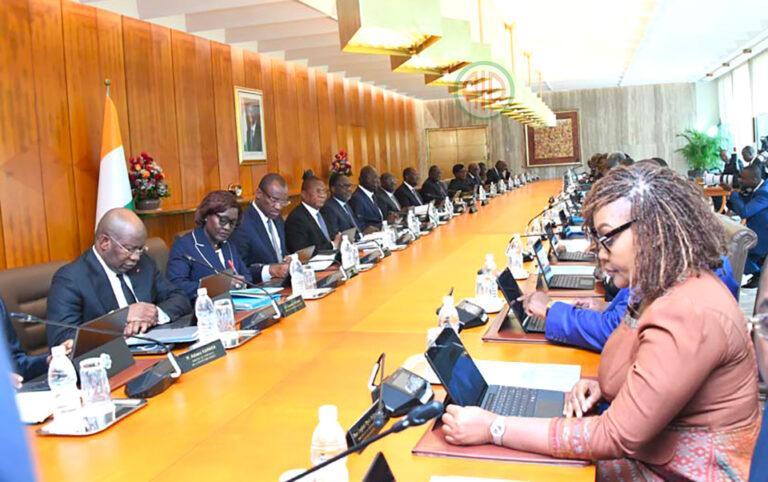 La Côte d’Ivoire ratifie la Charte africaine des droits de l’homme et des peuples relative aux droits des personnes handicapées en Afrique La Côte d’Ivoire ratifie la Charte africaine des droits de l’homme et des peuples relative aux droits des personnes handicapées en Afrique