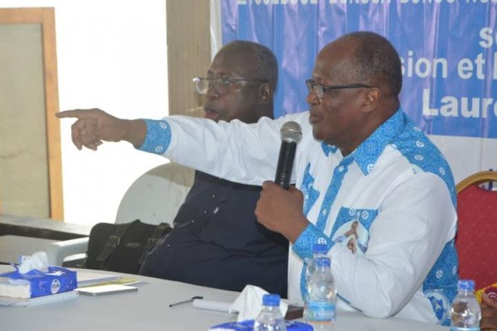 PPA-CI, à Moossou, les dirigeants locaux encouragés à intensifier la promotion du mouvement « Trop c'est trop » de Gbagbo PPA-CI, à Moossou, les dirigeants locaux encouragés à intensifier la promotion du mouvement « Trop c'est trop » de Gbagbo