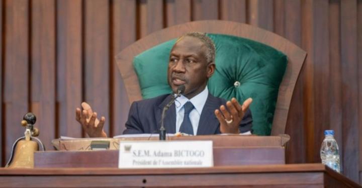 Assemblée nationale, Adama Bictogo clarifie la convention avec Corsair et appelle à la cohérence politique Assemblée nationale, Adama Bictogo clarifie la convention avec Corsair et appelle à la cohérence politique