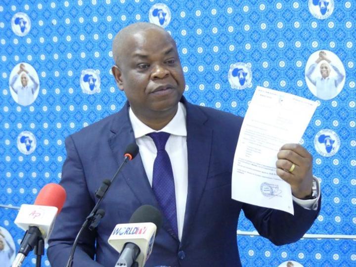 Koné Katinan critique vivement un système de santé ivoirien inégal et les privilèges accordés aux élites Koné Katinan critique vivement un système de santé ivoirien inégal et les privilèges accordés aux élites