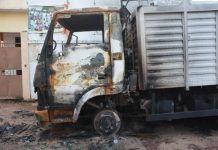 Incendie d’un véhicule d’un cadre RHDP à Diabo Incendie d'un véhicule d'un cadre RHDP à Diabo