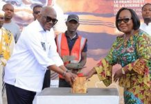 Pose de la première pierre de l’Académie de la Paix Pose de la première pierre de l'Académie de la Paix