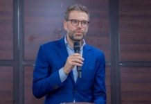 Jeunes Mobilisés Pour Élections Pacifiques En Côte d’Ivoire Jeunes Mobilisés Pour Élections Pacifiques En Côte d'Ivoire