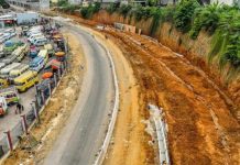 Avancement des Travaux de Bitumage à Abidjan Avancement des Travaux de Bitumage à Abidjan