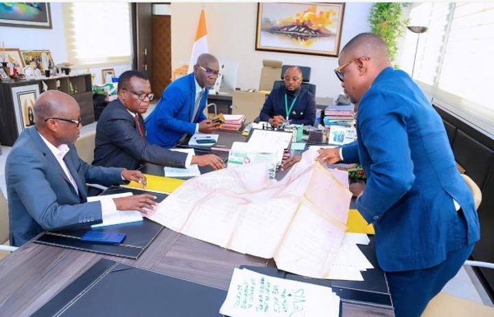 Démolition de l'École Privée Simone Gbagbo Rassure Démolition de l'École Privée Simone Gbagbo Rassure