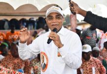 Mobilisation à Dimbokro pour le « 1 Coup KO » d’Ouattara Mobilisation à Dimbokro pour le "1 Coup KO" d'Ouattara