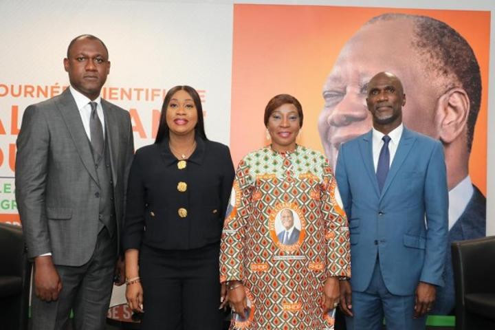 Célébration d'Alassane Ouattara pour son leadership Célébration d'Alassane Ouattara pour son leadership