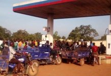 Retour du carburant dans les villes du Mali malgré pénuries Retour du carburant dans les villes du Mali malgré pénuries