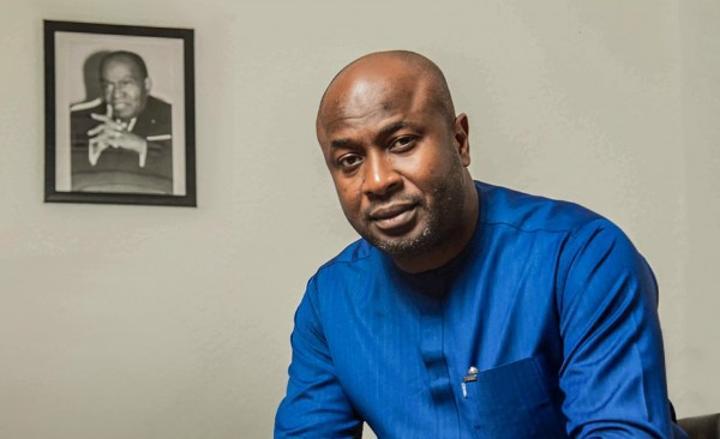 David Fofana Renonce à Sa Candidature Indépendante David Fofana Renonce à Sa Candidature Indépendante