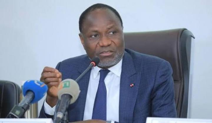 Gouvernement et Murphy Oil Négocient Contrat Pétrolier Gouvernement et Murphy Oil Négocient Contrat Pétrolier