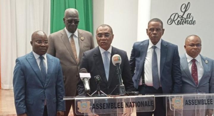 Parlement Ivoirien Adopte Loi de Règlement 2024 Parlement Ivoirien Adopte Loi de Règlement 2024