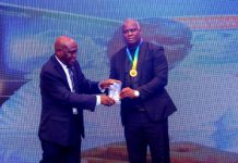 Sommet Numérique Africain Prix pour le Président de la PNCI Sommet Numérique Africain Prix pour le Président de la PNCI