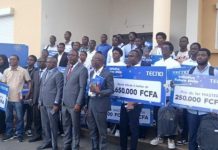 Tecno Célèbre l’Excellence Académique à l’Université Tecno Célèbre l'Excellence Académique à l'Université