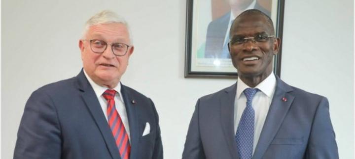 Renforcement des capacités des pompiers par l'OSMM Renforcement des capacités des pompiers par l'OSMM