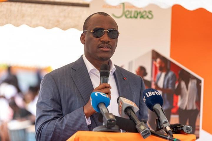 Gouvernement Ivoirien et Citoyenneté Active des Volontaires Gouvernement Ivoirien et Citoyenneté Active des Volontaires