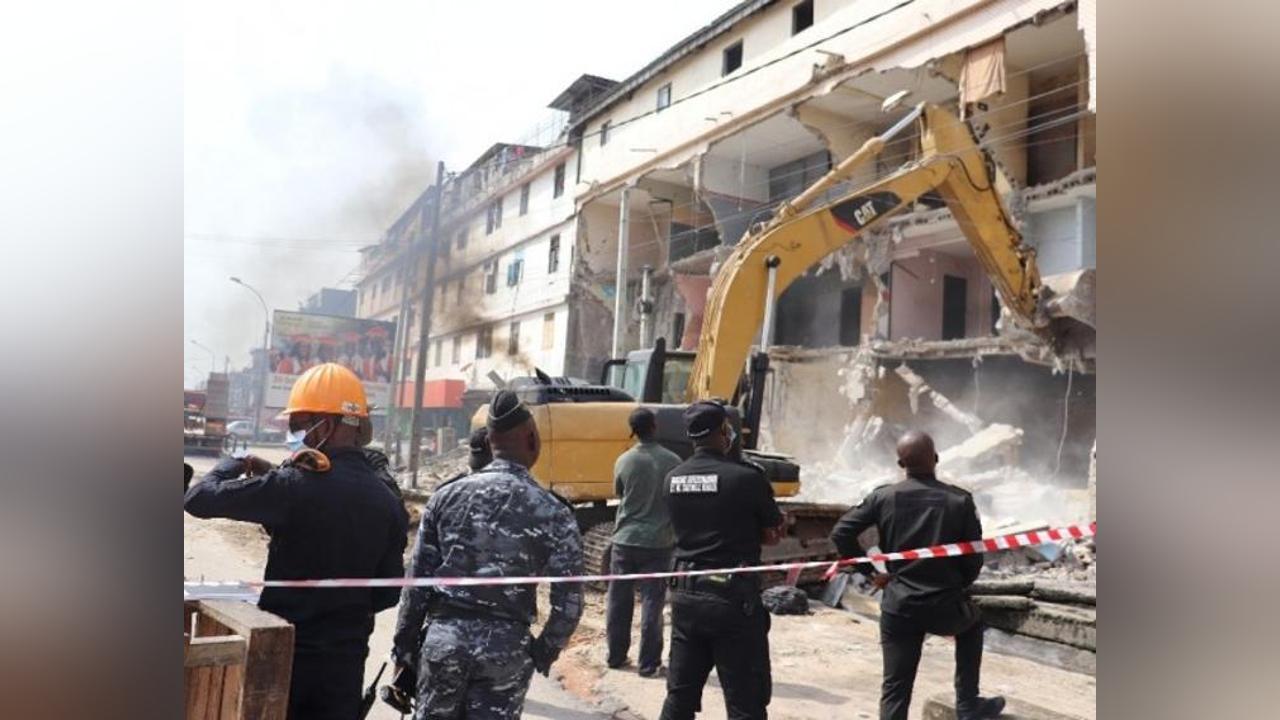 Démolition d'un Immeuble Vétuste à Adjamé Démolition d'un Immeuble Vétuste à Adjamé