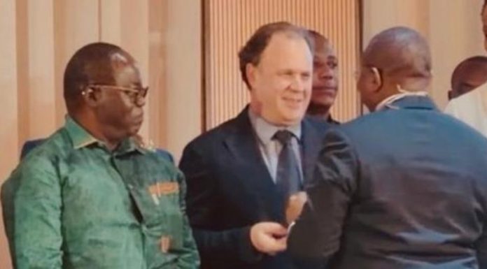 Laurent Despas Nommé Officier de l’Ordre du Mérite Laurent Despas Nommé Officier de l'Ordre du Mérite