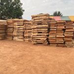 Diégonéfla Offre Tables-Blancs aux Écoles Législatives Diégonéfla Offre Tables-Blancs aux Écoles Législatives