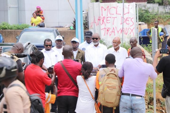 Cocody Dénonce l'Exploitation d'un Espace Vert Cocody Dénonce l'Exploitation d'un Espace Vert