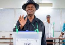 Alassane Ouattara Vote et Appelle à la Mobilisation Citoyenne Alassane Ouattara Vote et Appelle à la Mobilisation Citoyenne
