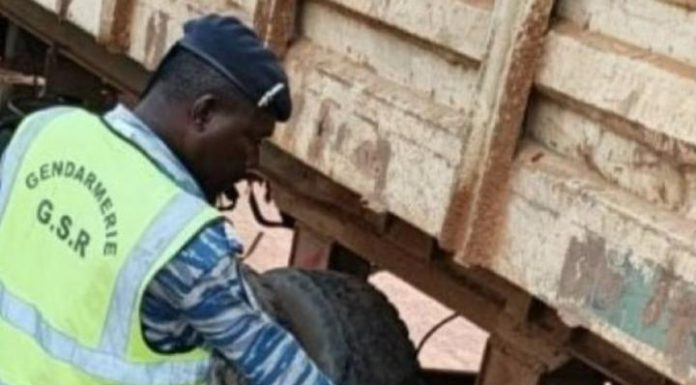 Gendarmerie Immobilise Camions Contre Incivisme Routier Gendarmerie Immobilise Camions Contre Incivisme Routier