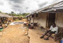 Paysans Mécontents Grondent Dans Les Campagnes Paysans Mécontents Grondent Dans Les Campagnes