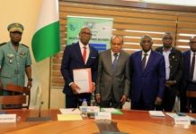 Un nouveau DG nommé à la SODEFOR, passation de charges entre le sortant Mamadou Sangaré et l’entrant Coulibaly Brehima Un nouveau DG nommé à la SODEFOR, passation de charges entre le sortant Mamadou Sangaré et l'entrant Coulibaly Brehima