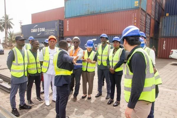 Echanges pour faire le point sur l'état d'avancement du Métro d'Abidjan et d'identifier les besoins des autres projets ferroviaires Echanges pour faire le point sur l'état d'avancement du Métro d'Abidjan et d'identifier les besoins des autres projets ferroviaires