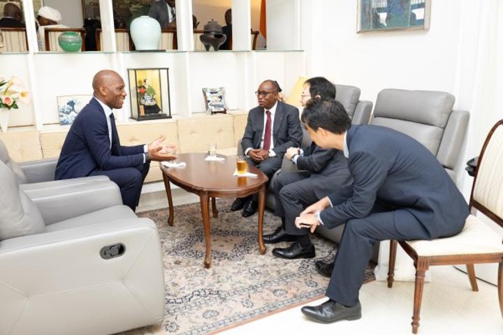 Fin du Système de Double Vacation au Lycée Moderne Fin du Système de Double Vacation au Lycée Moderne