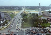 Baie De Cocody, Vitrine D’Abidjan Et Promesses Inachevées Baie De Cocody, Vitrine D'Abidjan Et Promesses Inachevées
