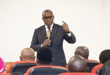 Koffi N’Guessan Sur 340.000 Fonctionnaires 170.000 Ministère Koffi N'Guessan Sur 340.000 Fonctionnaires 170.000 Ministère