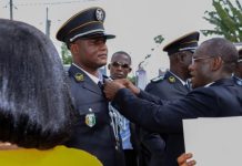 Commandant CPC Sinématiali Décoré Ordre Mérite Fonction Publique Commandant CPC Sinématiali Décoré Ordre Mérite Fonction Publique