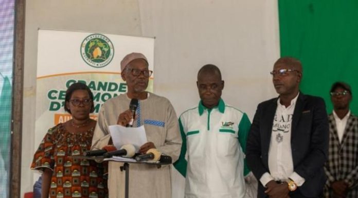 Crise Du Cacao: Pleins Pouvoirs À Koné Moussa Et Kanga Koffi Crise Du Cacao: Pleins Pouvoirs À Koné Moussa Et Kanga Koffi