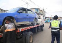 Opération de remorquage de véhicules pour stationnements anarchiques, amende comprise entre 120 000 et 300 000 FCFA Opération de remorquage de véhicules pour stationnements anarchiques, amende comprise entre 120 000 et 300 000 FCFA