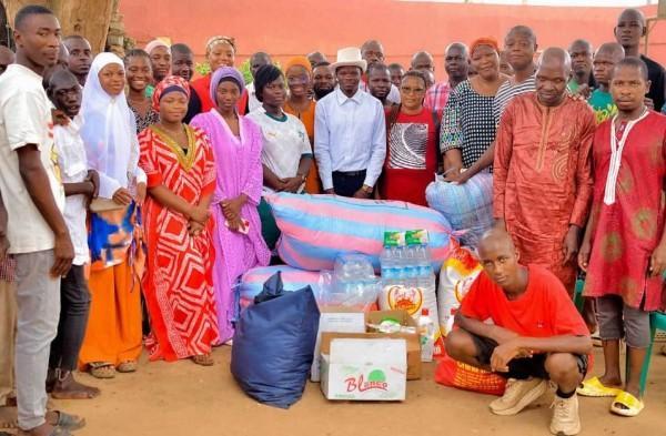 Bouaké, les bébés et malades mentaux cadeautés par une structure médiatique Bouaké, les bébés et malades mentaux cadeautés par une structure médiatique