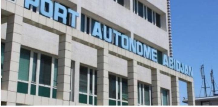 Démenti sur le recrutement de stagiaires au Port d'Abidjan Démenti sur le recrutement de stagiaires au Port d'Abidjan