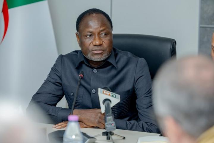 Plan d'urgence de 32 milliards FCFA pour électricité Plan d'urgence de 32 milliards FCFA pour électricité