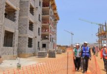 Visite du Ministre Moussa Sanogo sur logements sociaux Visite du Ministre Moussa Sanogo sur logements sociaux