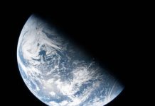 Astronautes d’Artémis en route vers la Lune Astronautes d'Artémis en route vers la Lune