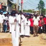 Ferveur et Espérance au Chemin de Croix à Abidjan Ferveur et Espérance au Chemin de Croix à Abidjan