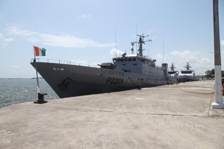 Opérations de la Marine contre trafics et pêche illégale Opérations de la Marine contre trafics et pêche illégale