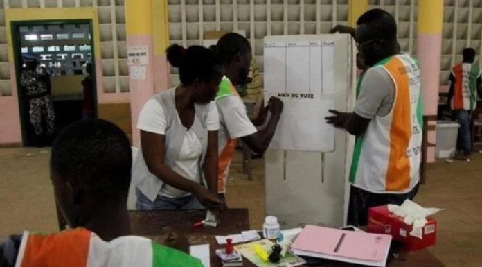 La Côte D’Ivoire Dissout la Commission Électorale La Côte D’Ivoire Dissout la Commission Électorale