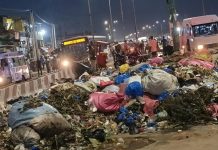Abidjan étouffe sous les ordures, le spectre d’une catastrophe sanitaire plane Abidjan étouffe sous les ordures, le spectre d'une catastrophe sanitaire plane
