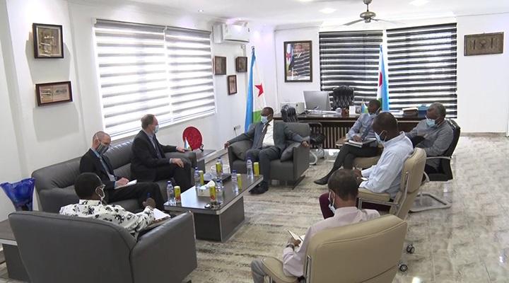 Le ministre du Commerce reçoit l'ambassadeur des États-Unis à Djibouti